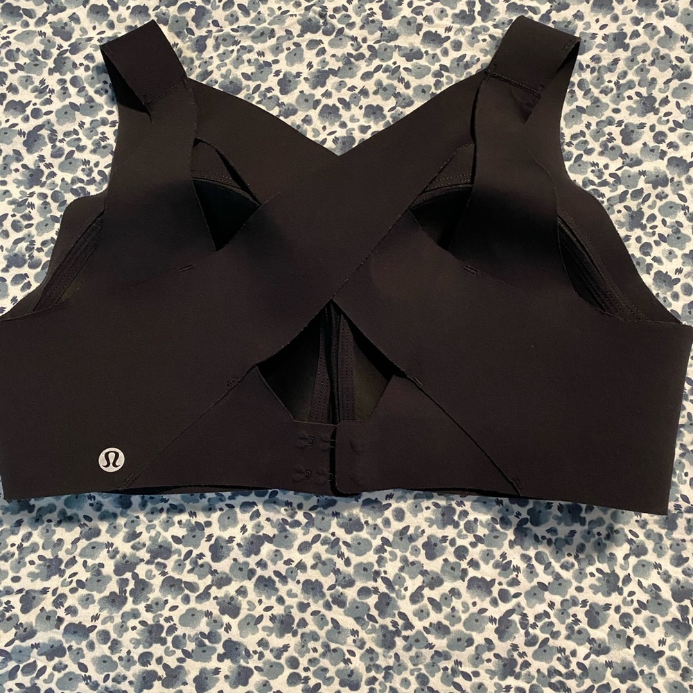 Lululemon sport bra 36c